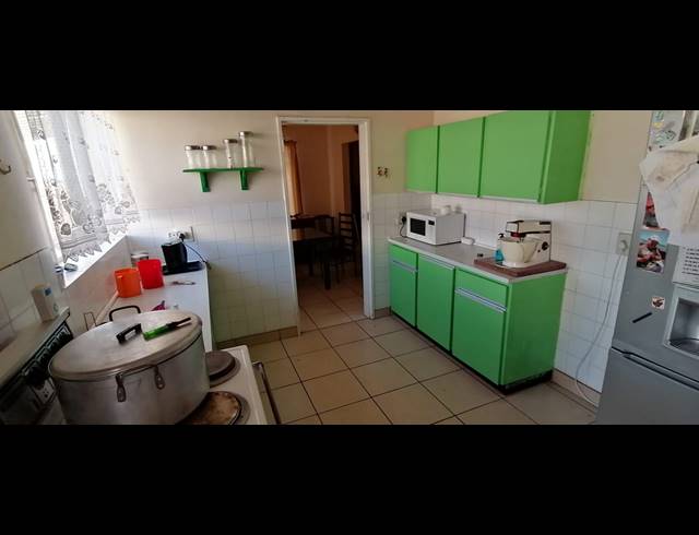 3 BEDROOM HOUSE FOR SALE IN STILFONTEIN EXT 4